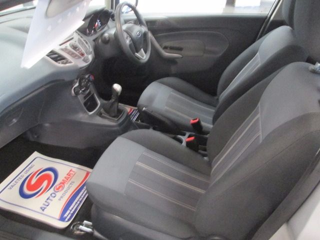 2010 FORD FIESTA 1.4 STYLE TDCI image 5