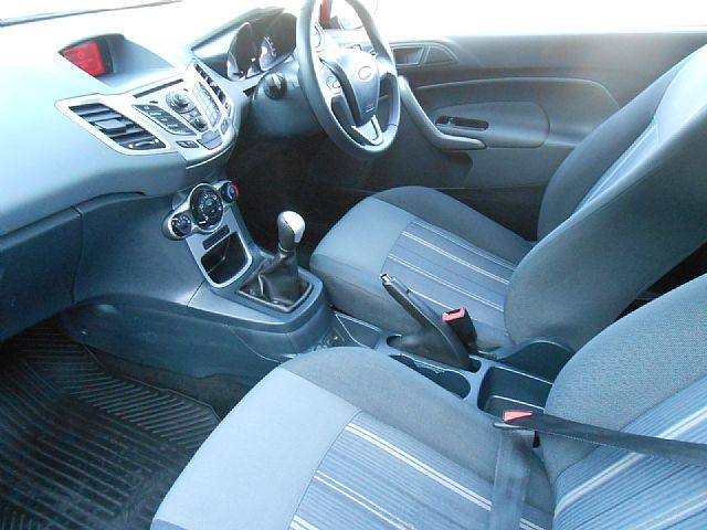 2010 FORD FIESTA 1.2 EDGE image 4