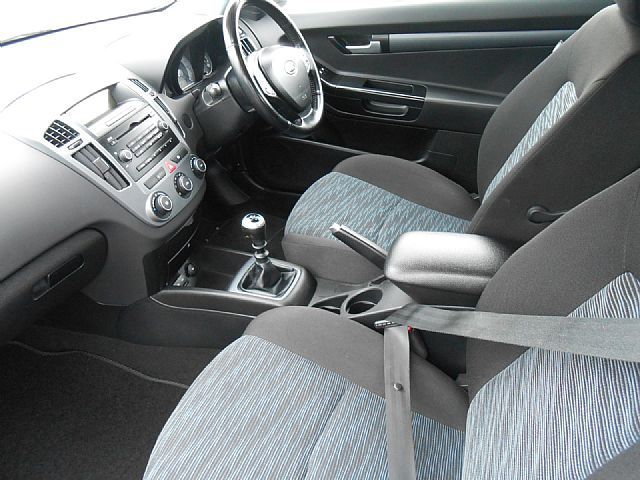 2009 KIA CEED 2 1.6 CRDI image 4