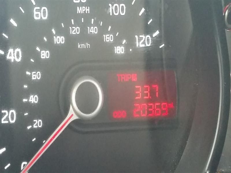 2012 KIA Picanto 1.0 1 Hatchback 3dr image 4