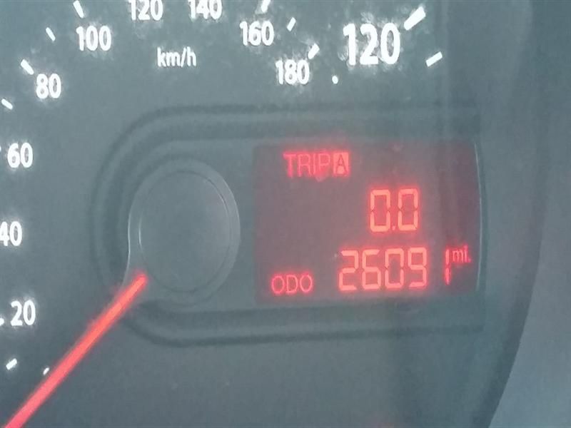 2011 KIA Picanto 1.0 2 Hatchback 5dr image 4