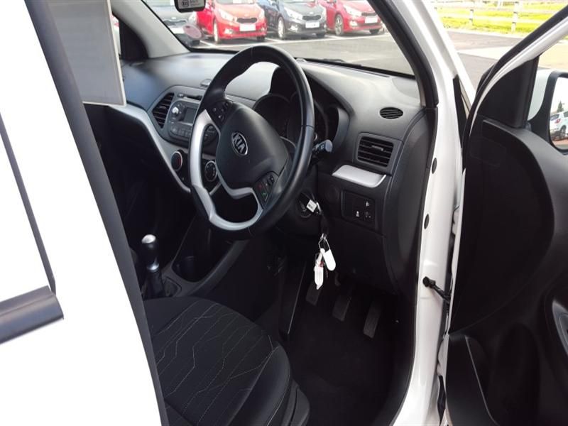 2014 KIA Picanto 1.0 2 Hatchback 5dr image 3