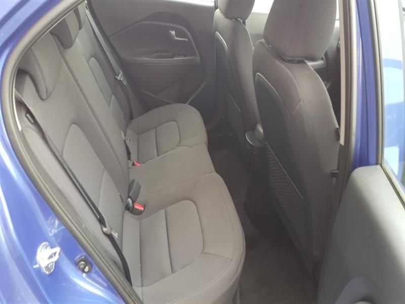 2012 KIA Rio 1.4 2 Hatchback 5dr image 4