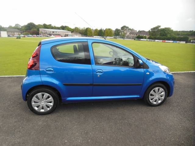 2013 PEUGEOT 107 1.0 Active image 2