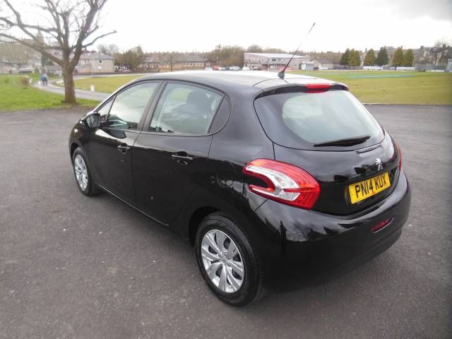 2014 PEUGEOT 208 1.2 VTi image 3