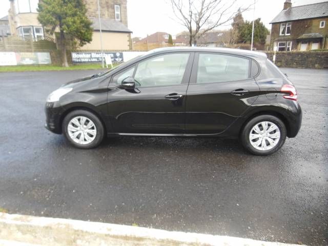 2014 PEUGEOT 208 1.2 VTi image 3