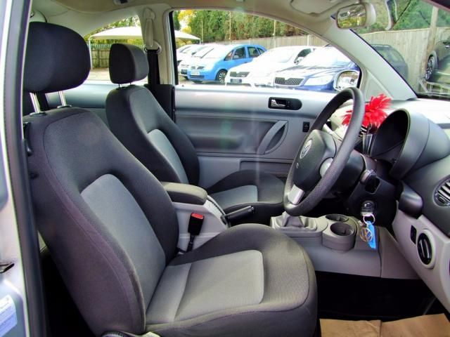 2005 VOLKSWAGEN BEETLE 1.9 TDI image 5