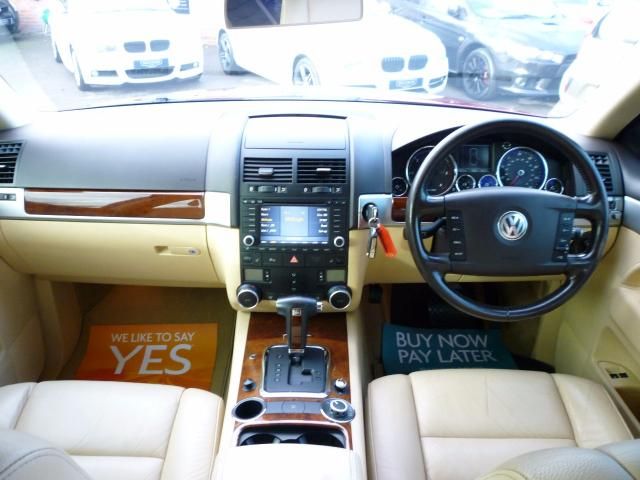 2005 VOLKSWAGEN TOUAREG 2.5 TDI SE image 3