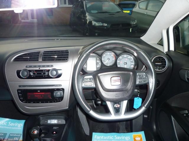 2009 SEAT LEON 2.0 FR CR TDI image 4