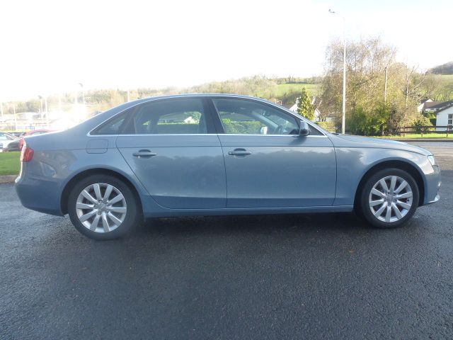 2009 Audi A4 2.0 TD SE 4 Dr image 3