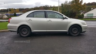 2003 Toyota Avensis 2.0 D-4D image 3