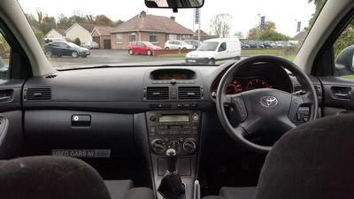 2003 Toyota Avensis 2.0 D-4D image 5