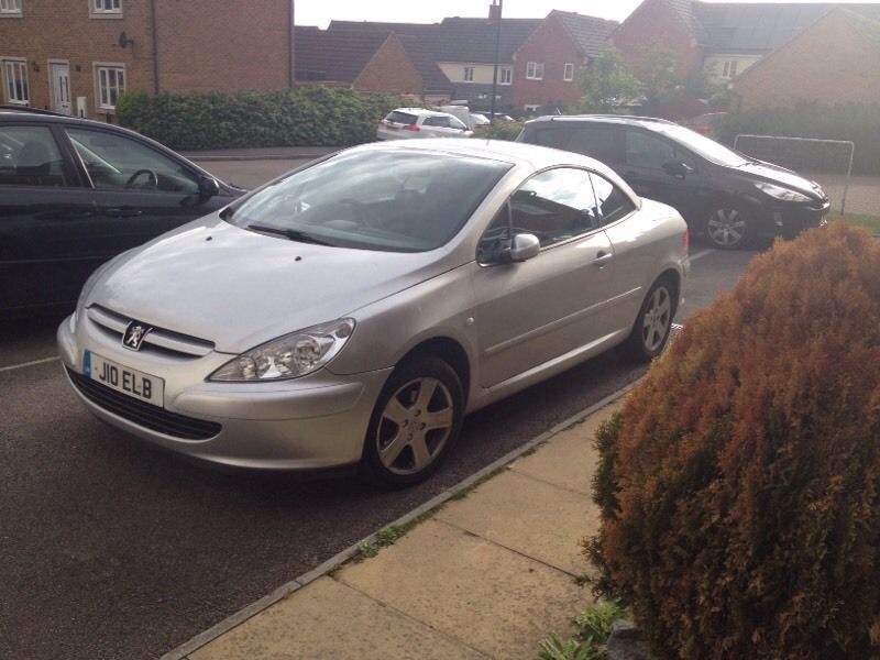 2005 Peugeot 307cc Convertible image 1