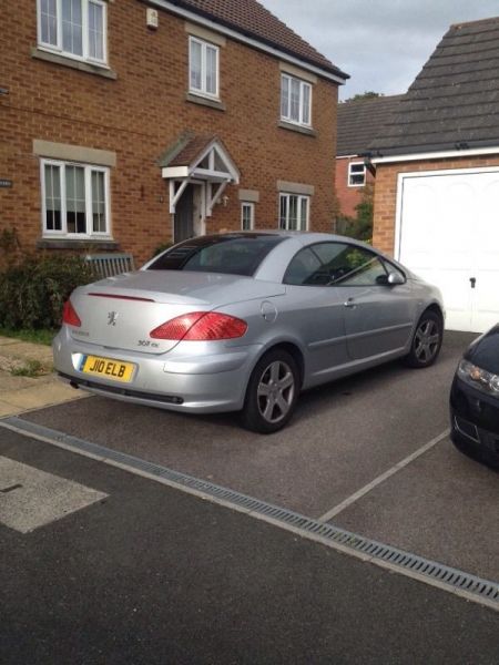2005 Peugeot 307cc Convertible image 3