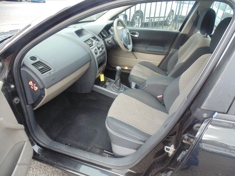 2004 Renault Megane EXPRESSION DCI image 4