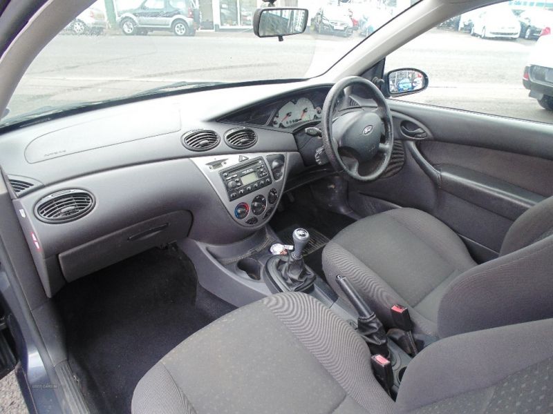 2005 Ford Focus EDGE image 5
