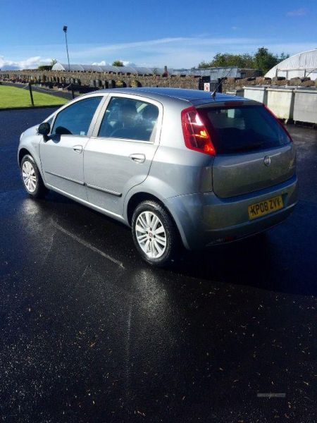 2008 Fiat Grande Punto DYNAMIC M-J image 3