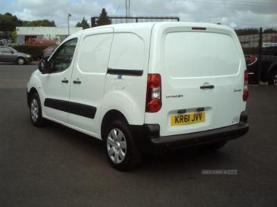 2012 Citroen Berlingo HDI image 3