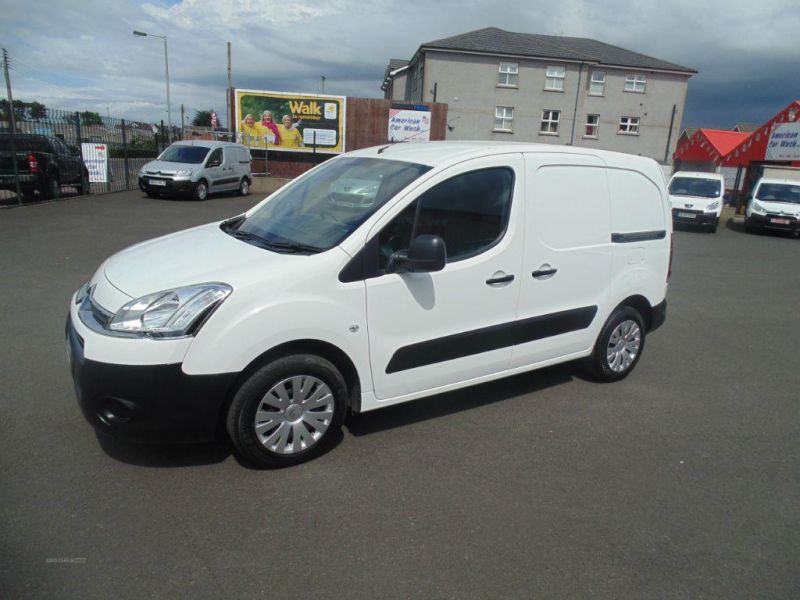 2013 Citroen Berlingo HDI image 2