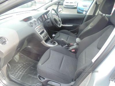 2013 Peugeot 308 ACCESS HDI image 4