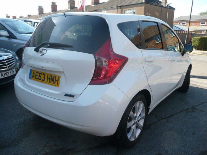 2013 Nissan Note 1.5 dCi Tekna 5dr image 4