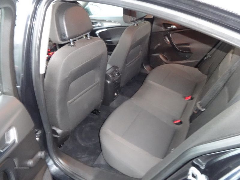 2010 Vauxhall Insignia CDTI image 5