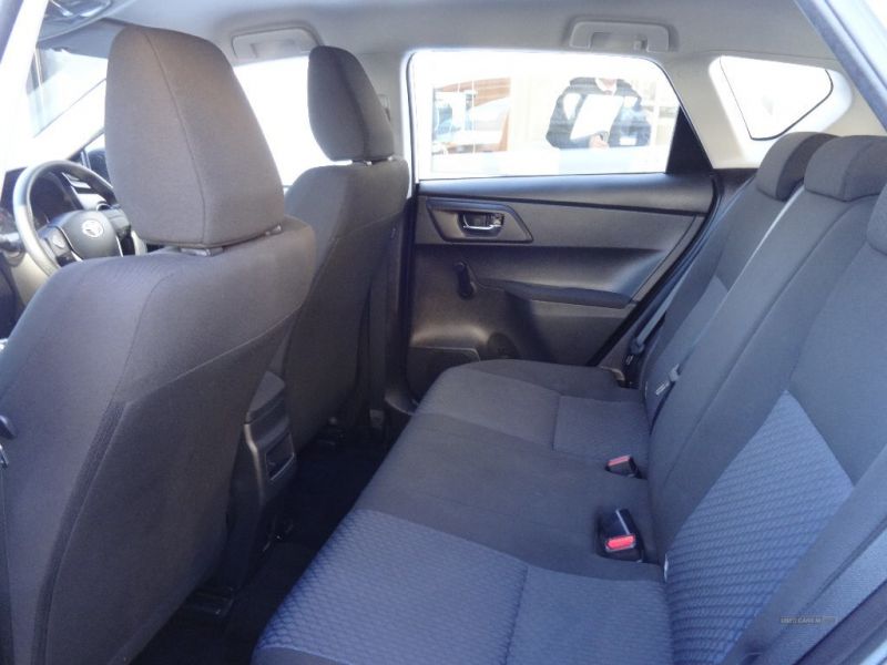 2013 Toyota Auris ACTIVE DUAL VVT-I image 5