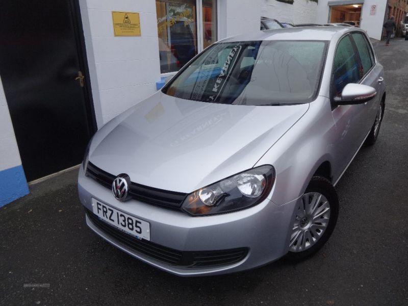 2012 Volkswagen Golf S TDI image 1