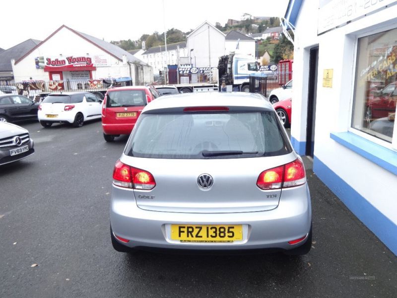 2012 Volkswagen Golf S TDI image 3