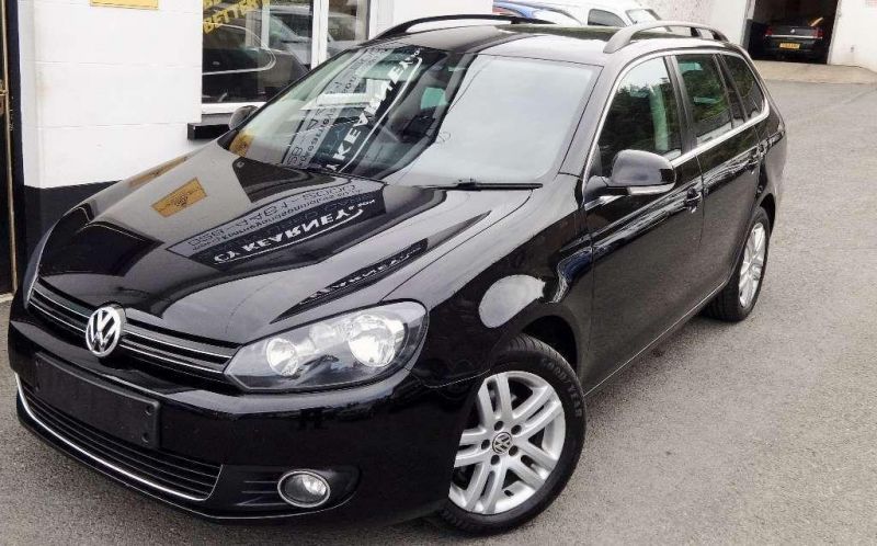 2011 Volkswagen Golf TDI image 1
