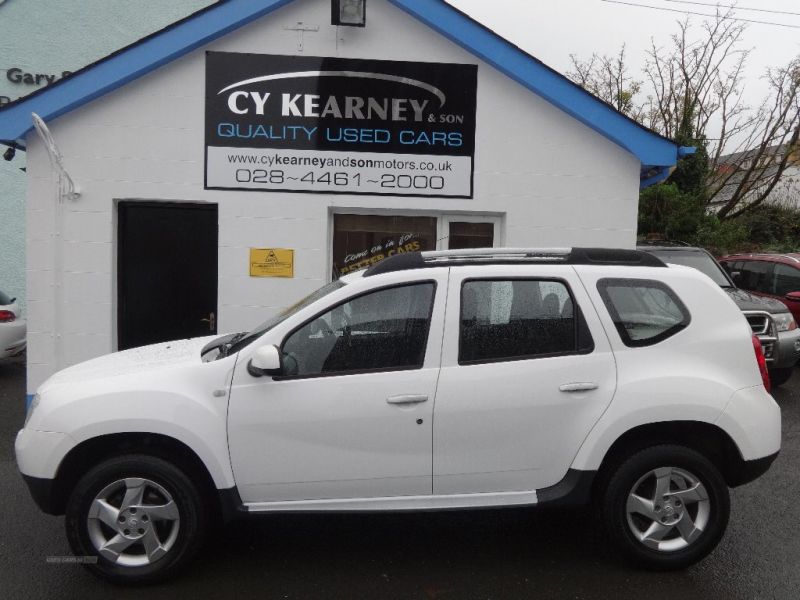 2013 Dacia Duster LAUREATE DCI image 2