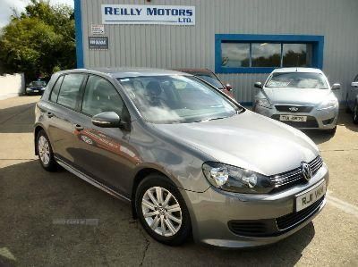 2011 Volkswagen Golf S TDI image 1