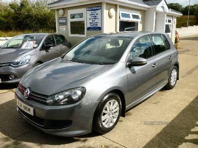 2011 Volkswagen Golf S TDI image 2