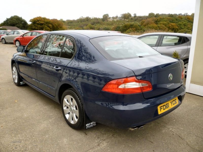 2012 Skoda Superb S TDI image 3