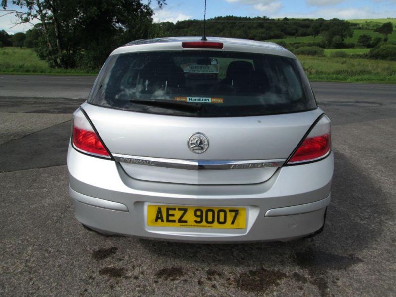 2005 Vauxhall Astra 1.7 CDTI image 3