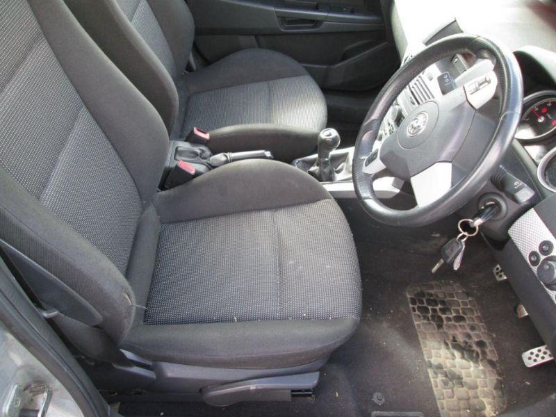 2005 Vauxhall Astra 1.7 CDTI image 4