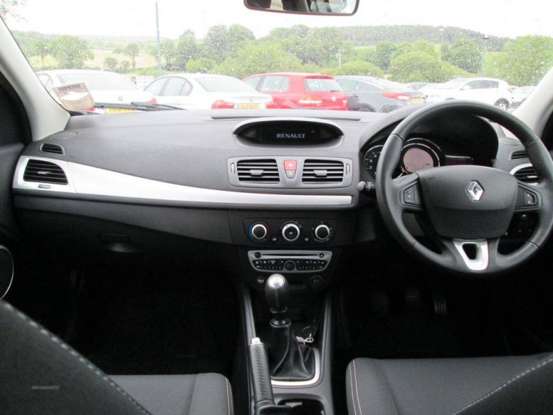2009 Renault Megane 1.9 DCI image 4
