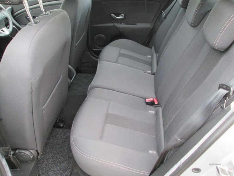 2009 Renault Megane 1.9 DCI image 5