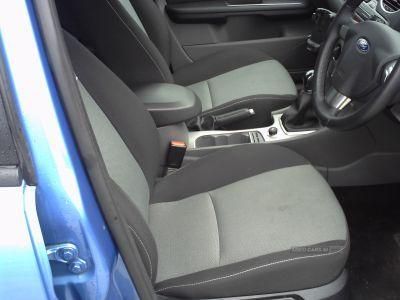 2010 Ford Focus 1.6 TDCI image 5