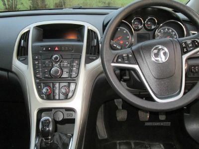2010 Vauxhall Astra 1.3 CDTI image 4