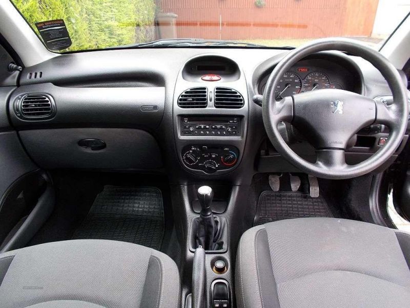 2006 Peugeot 206 URBAN image 4