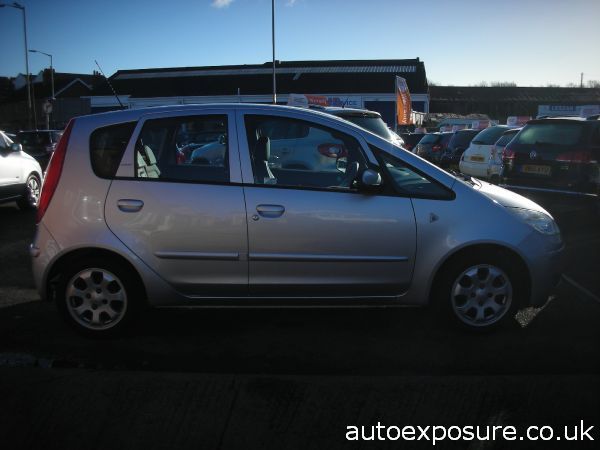 2005 Mitsubishi Colt 1.5 Elegance Auto image 2