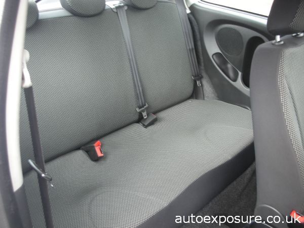 2010 Nissan Micra 1.5 dCi 86 Visia image 4