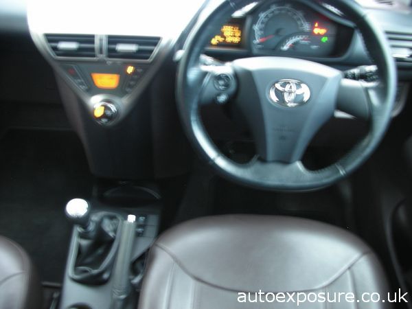 2009 Toyota IQ 1.0 VVT-i 2 zero Rd TAX image 4