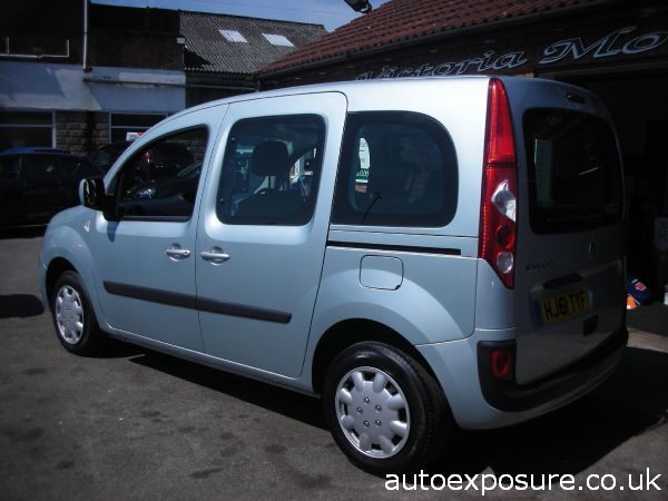2011 Renault Kangoo 1.6 Expression Auto image 2