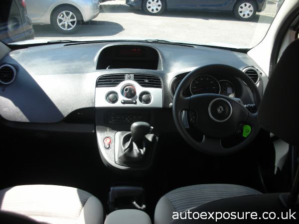 2011 Renault Kangoo 1.6 Expression Auto image 4