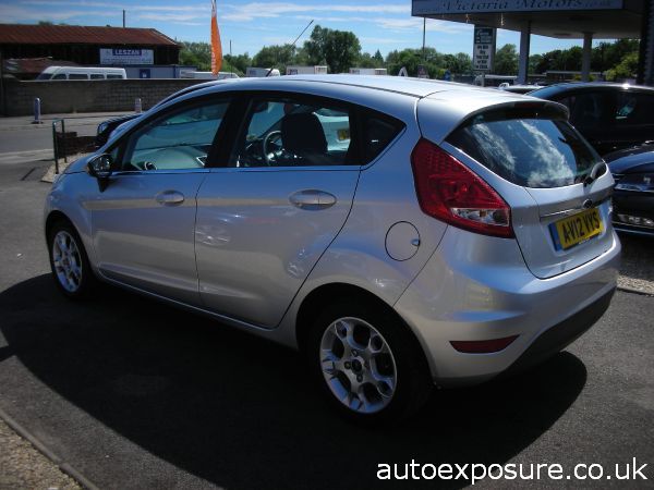 2012 Ford Fiesta 1.25 Zetec image 2