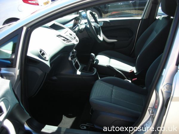 2012 Ford Fiesta 1.25 Zetec image 4