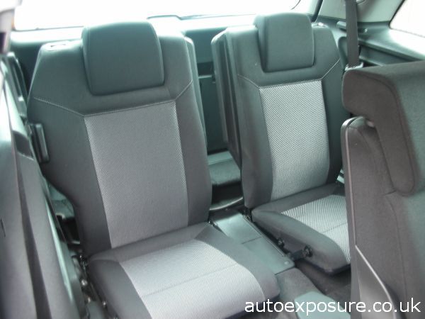 2012 Vauxhall Zafira 1.6i image 4