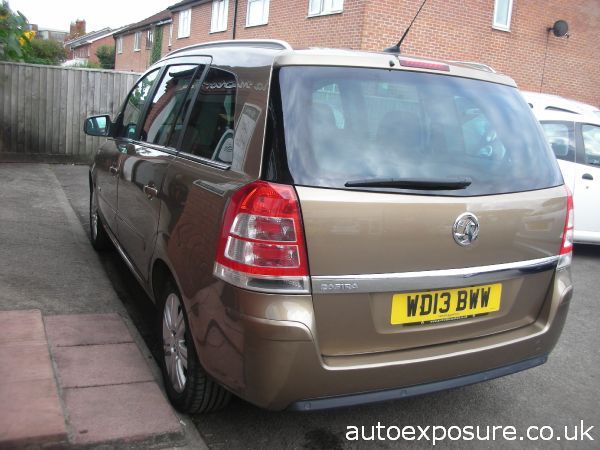 2013 Vauxhall Zafira 1.7 CDTi ecoFLEX image 3